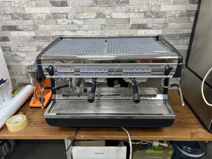Кавомашина Nuova Simonelli Appia II 2gr