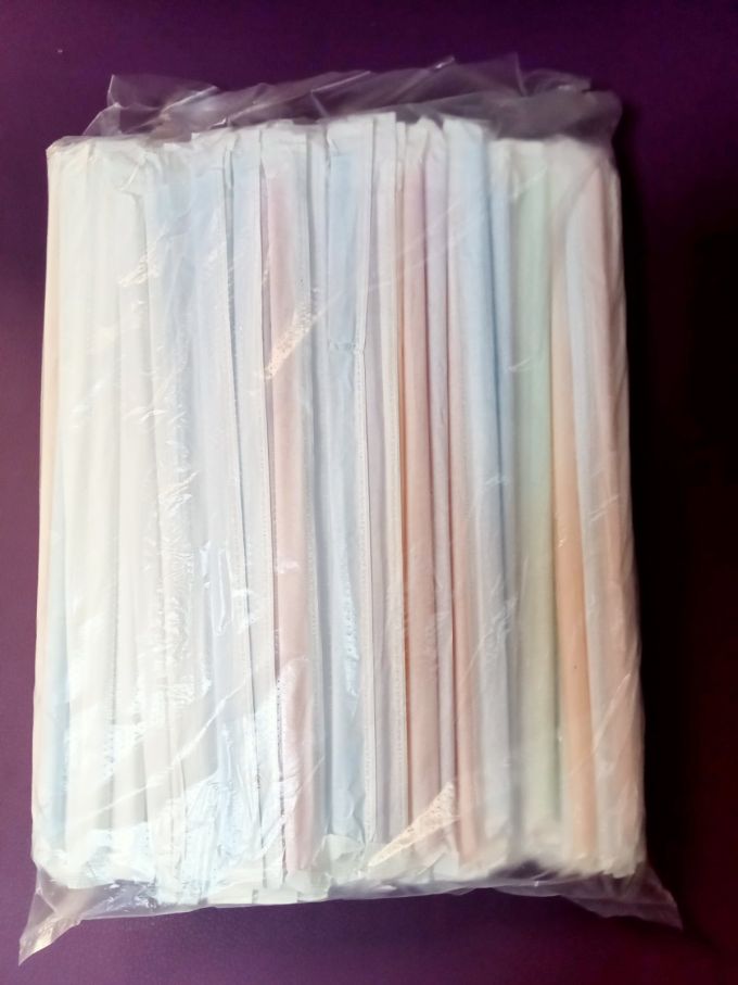 Трубочка зі згибом в індивідуальному пакуванні 200шт. кольорова