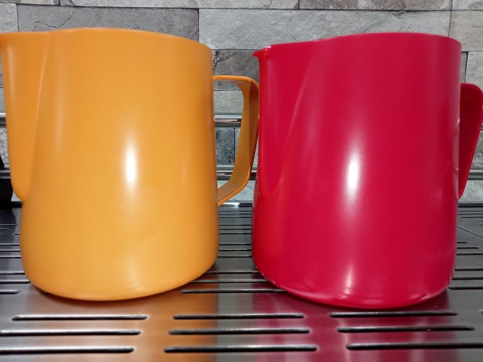 Джаг для молока 400мл.